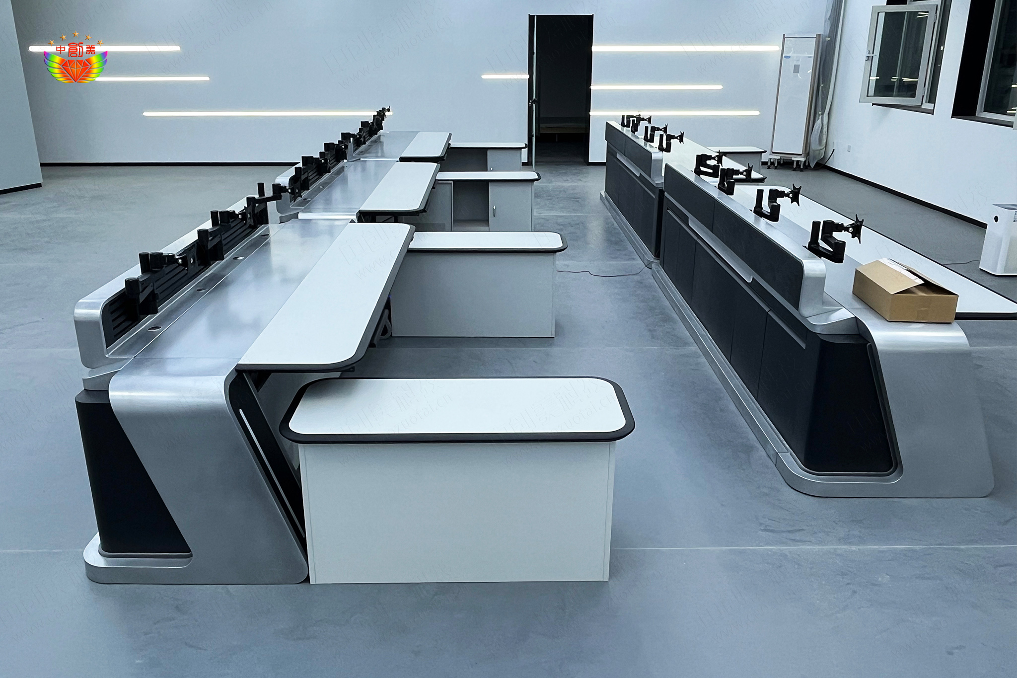 专业调度台照片