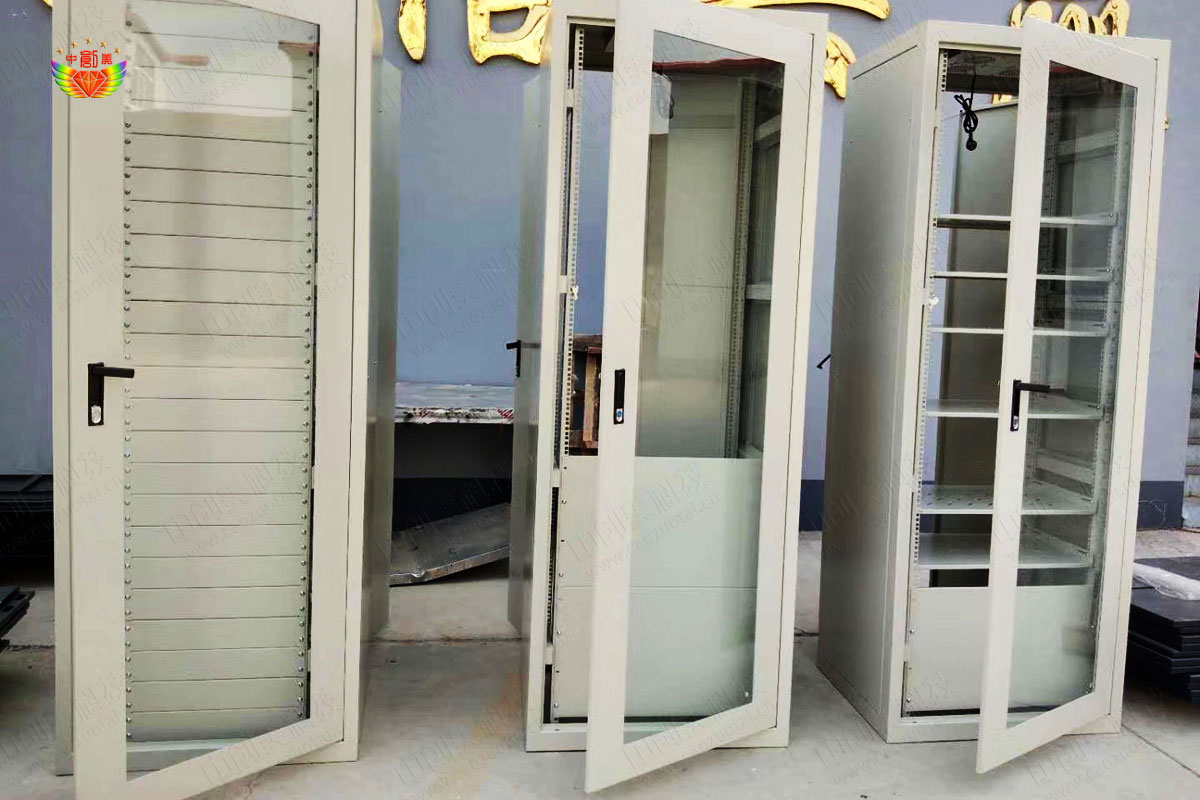 机柜柜内结构图