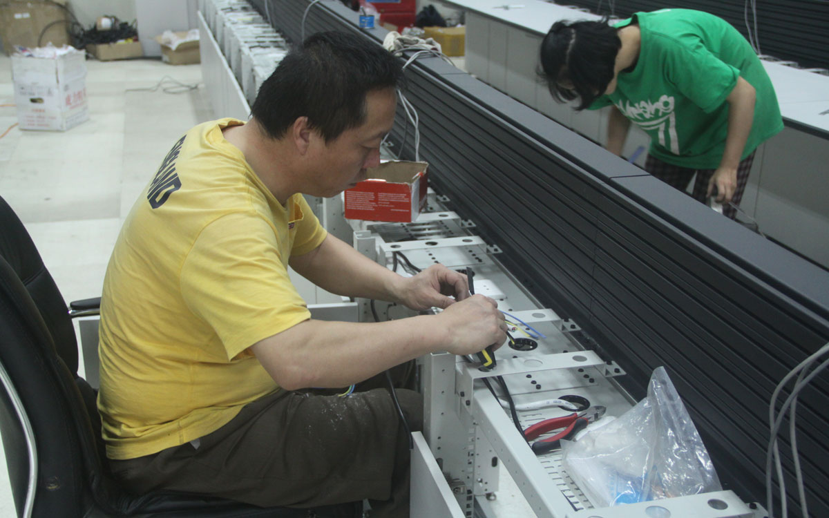 控制台操作台布线施工图